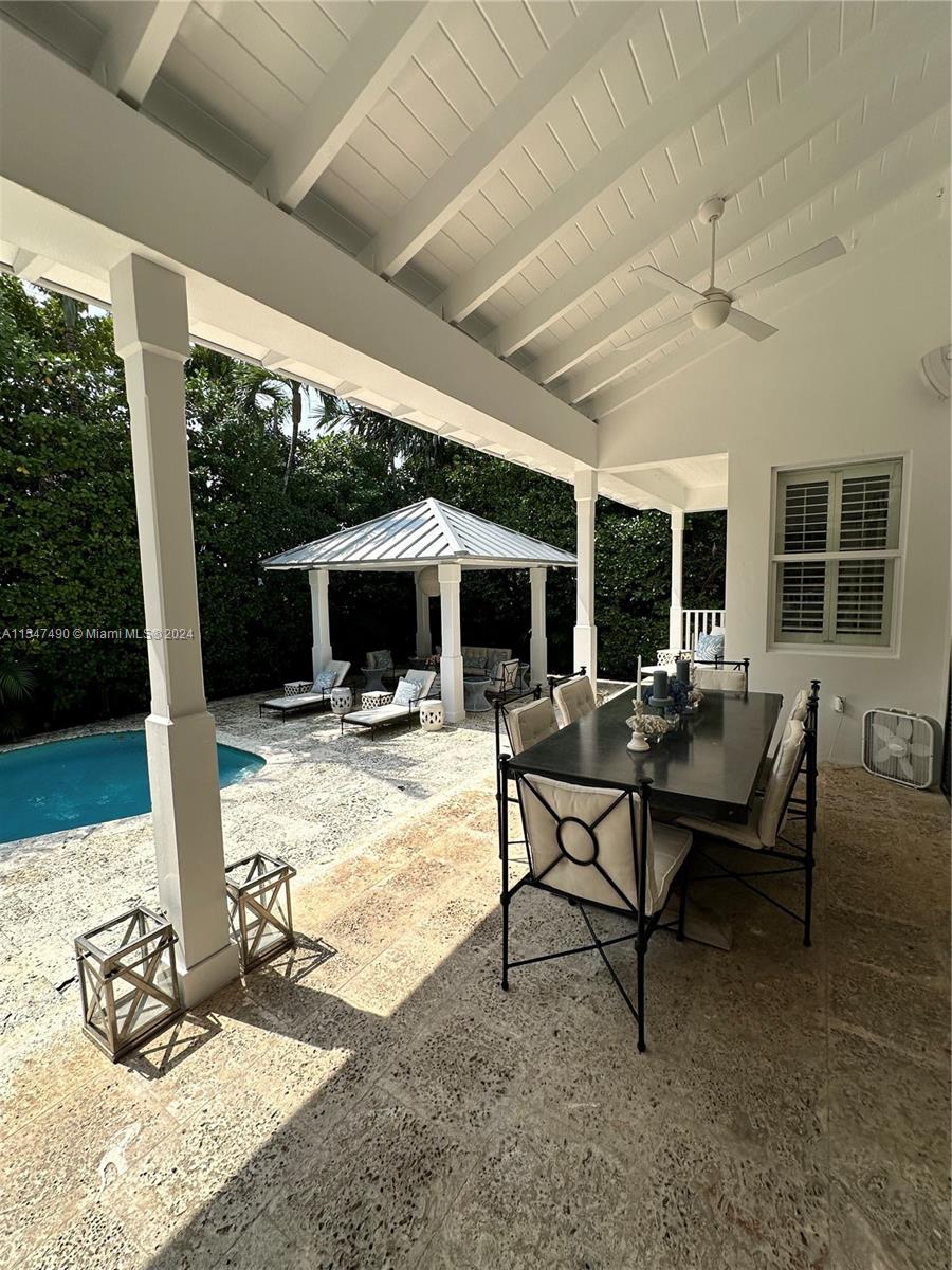 300 Greenwood Dr, Key Biscayne, FL, 33149 United States, 4 Bedrooms Bedrooms, ,5 BathroomsBathrooms,Residential,For Sale,Greenwood Dr,A11547490