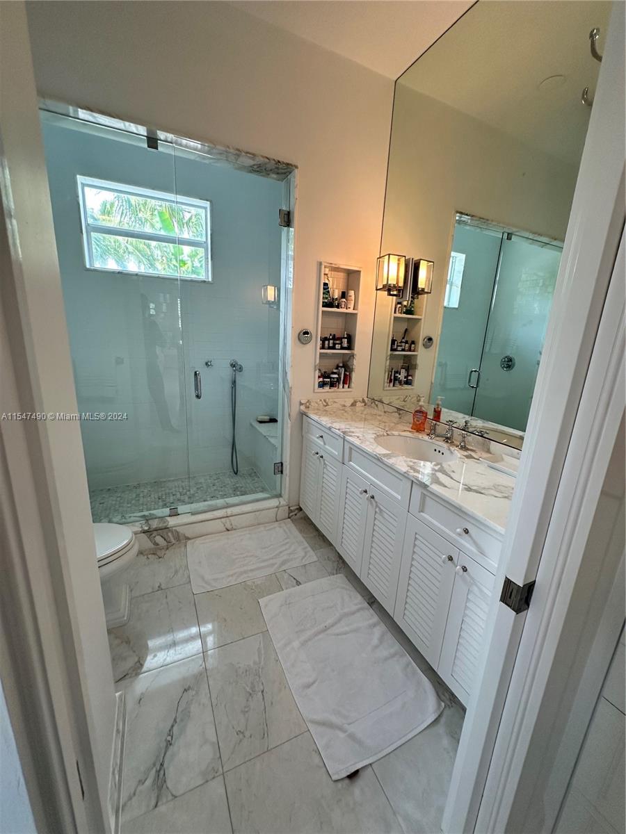 300 Greenwood Dr, Key Biscayne, FL, 33149 United States, 4 Bedrooms Bedrooms, ,5 BathroomsBathrooms,Residential,For Sale,Greenwood Dr,A11547490