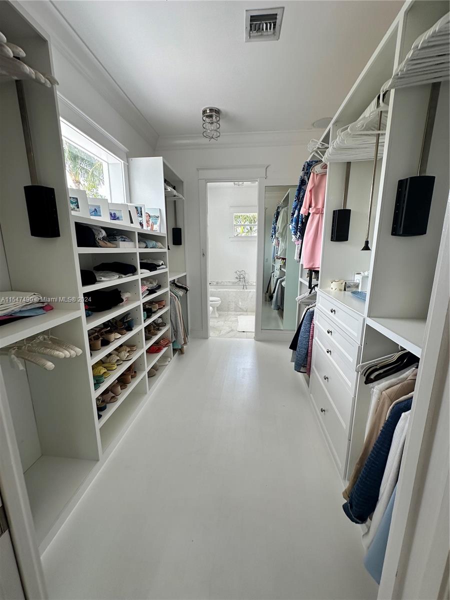 300 Greenwood Dr, Key Biscayne, FL, 33149 United States, 4 Bedrooms Bedrooms, ,5 BathroomsBathrooms,Residential,For Sale,Greenwood Dr,A11547490