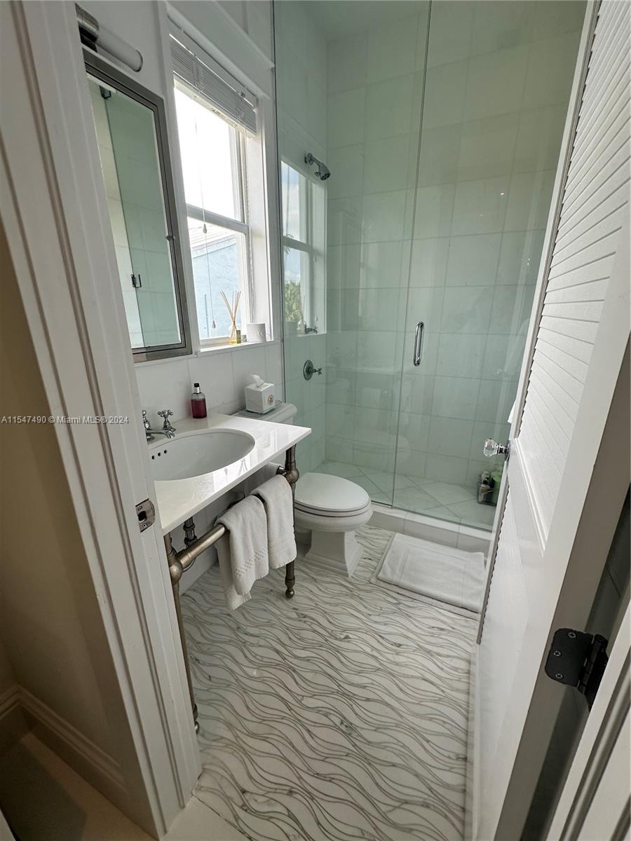 300 Greenwood Dr, Key Biscayne, FL, 33149 United States, 4 Bedrooms Bedrooms, ,5 BathroomsBathrooms,Residential,For Sale,Greenwood Dr,A11547490