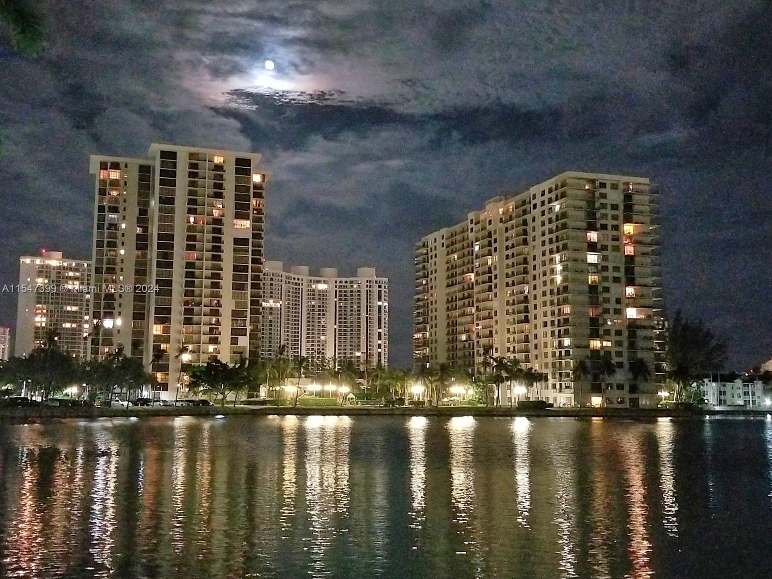 18181 31st Ct, Aventura, FL, 33160 United States, 2 Bedrooms Bedrooms, ,2 BathroomsBathrooms,Residential,For Sale,31st Ct,A11547399