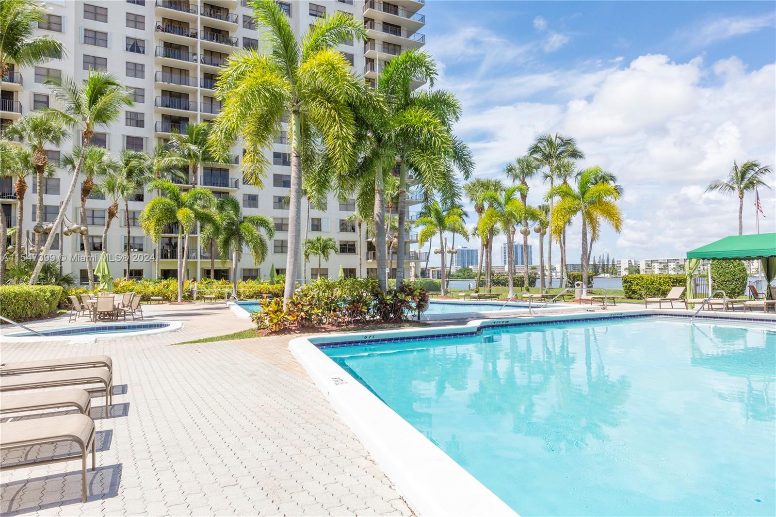 18181 31st Ct, Aventura, FL, 33160 United States, 2 Bedrooms Bedrooms, ,2 BathroomsBathrooms,Residential,For Sale,31st Ct,A11547399