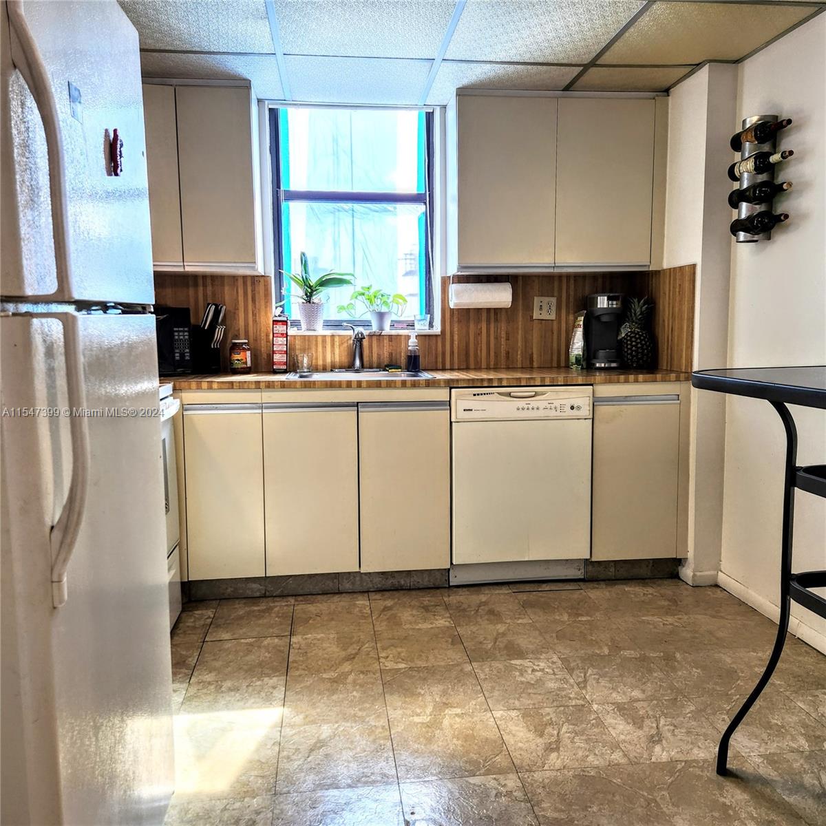 Dining room used as office by Tenant