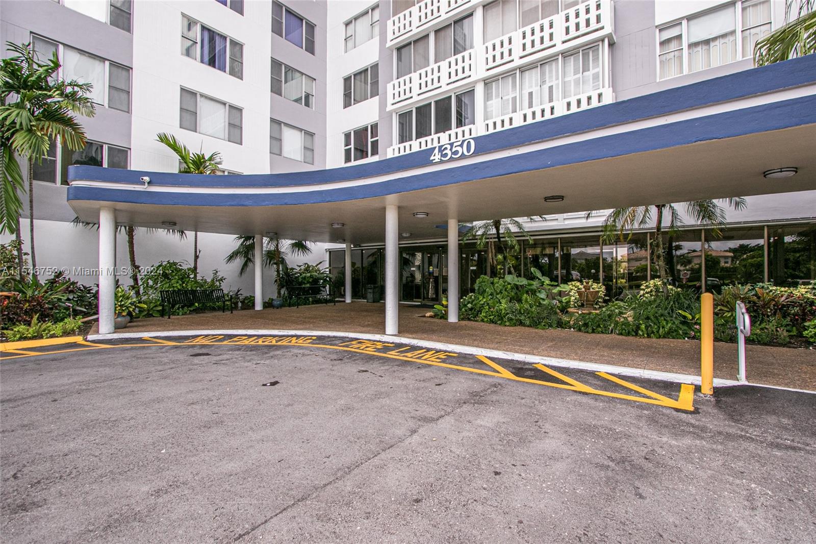 4350 Hillcrest Dr 600, Hollywood, Florida 33021, 2 Bedrooms Bedrooms, ,2 BathroomsBathrooms,Residential,For Sale,4350 Hillcrest Dr 600,A11546752