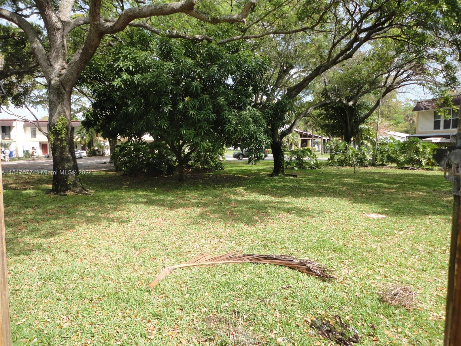 3321 Raleigh St 3H, Hollywood, Florida 33021, 3 Bedrooms Bedrooms, ,2 BathroomsBathrooms,Residential,For Sale,3321 Raleigh St 3H,A11547577