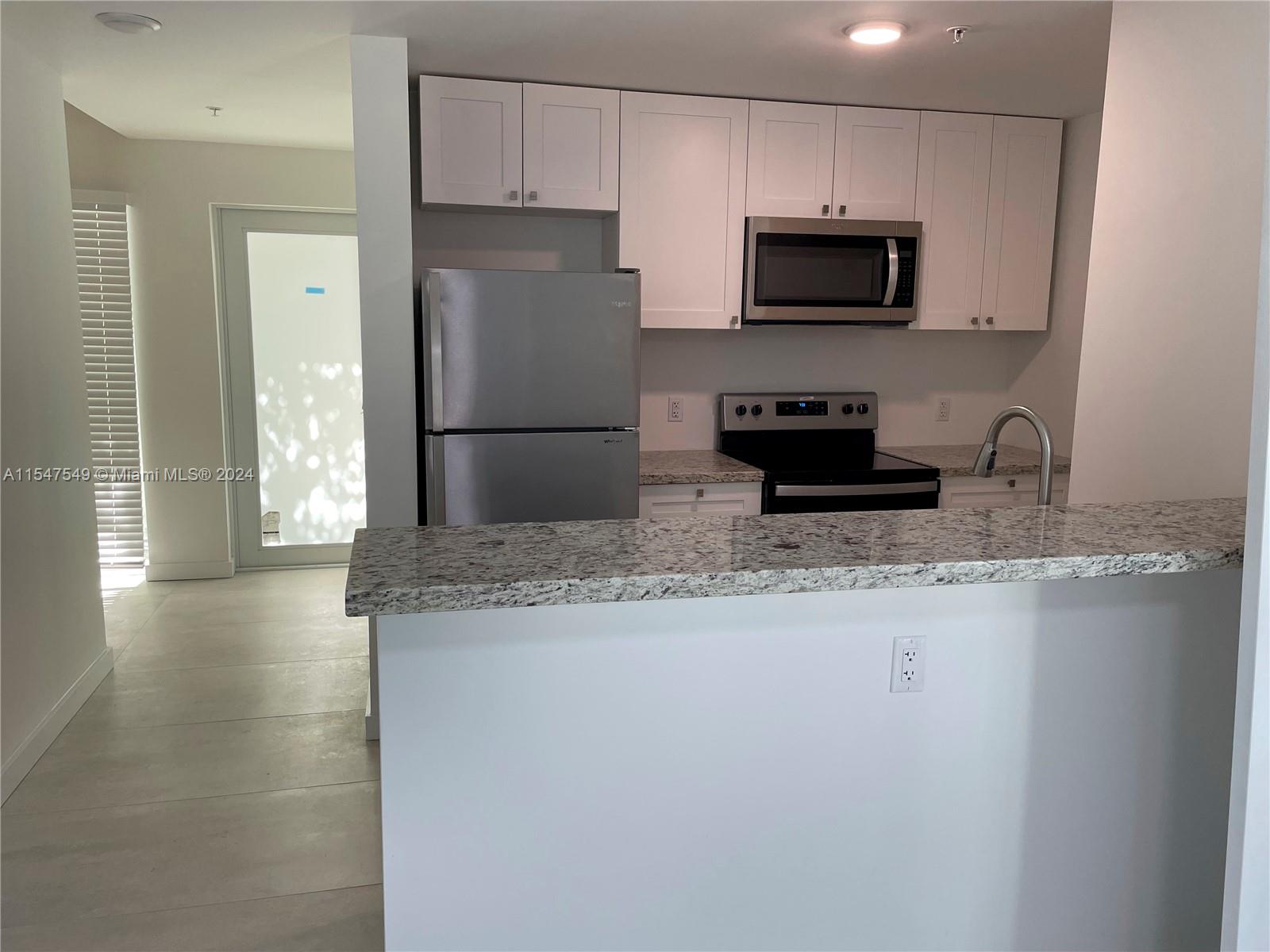 535 SW 5th ST 3, Miami, Florida 33130, 2 Bedrooms Bedrooms, ,2 BathroomsBathrooms,Residentiallease,For Rent,535 SW 5th ST 3,A11547549