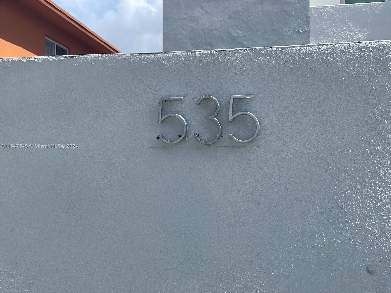 535 SW 5th ST 3, Miami, Florida 33130, 2 Bedrooms Bedrooms, ,2 BathroomsBathrooms,Residentiallease,For Rent,535 SW 5th ST 3,A11547549