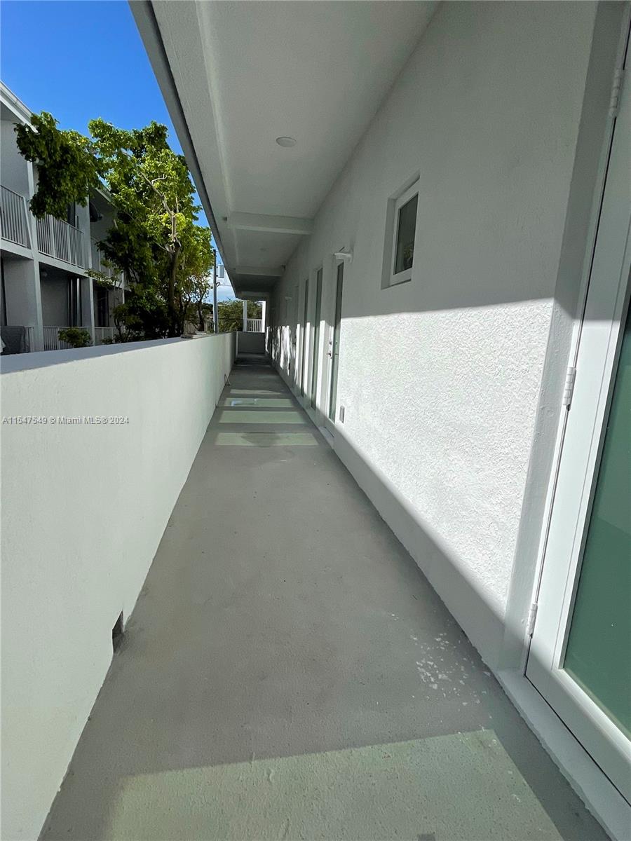 535 SW 5th ST 3, Miami, Florida 33130, 2 Bedrooms Bedrooms, ,2 BathroomsBathrooms,Residentiallease,For Rent,535 SW 5th ST 3,A11547549