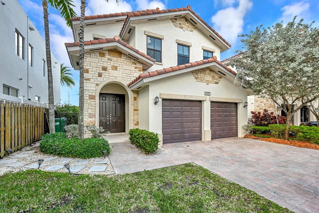 6900 NW 106th Ave, Doral, Florida 33178, 4 Bedrooms Bedrooms, ,4 BathroomsBathrooms,Residential,For Sale,6900 NW 106th Ave,A11541480