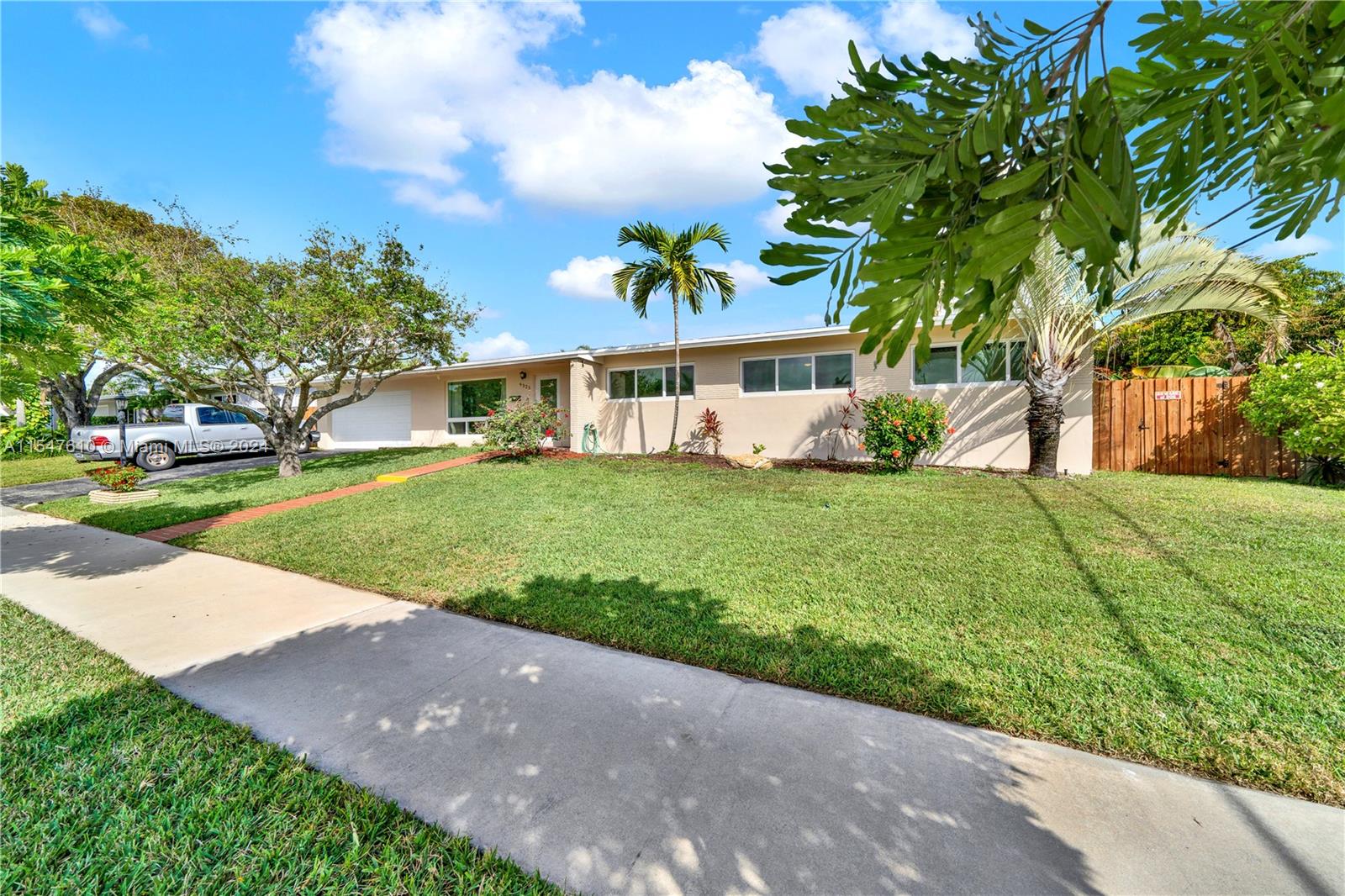 9325 SW 181st St  For Sale A11547610, FL