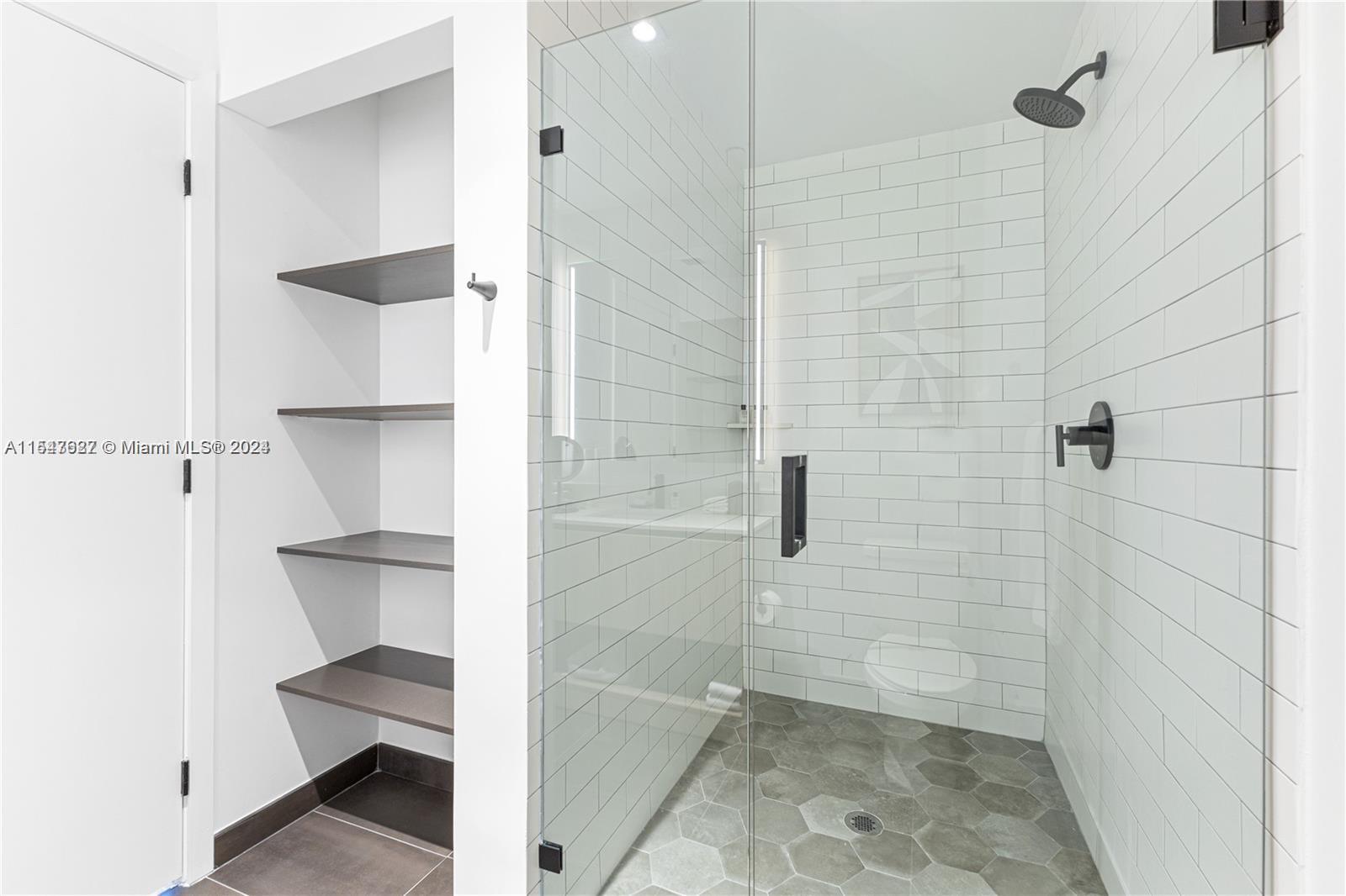 398 NE 5th St 3110, Miami, Florida 33132, 1 Bedroom Bedrooms, ,1 BathroomBathrooms,Residentiallease,For Rent,398 NE 5th St 3110,A11547627