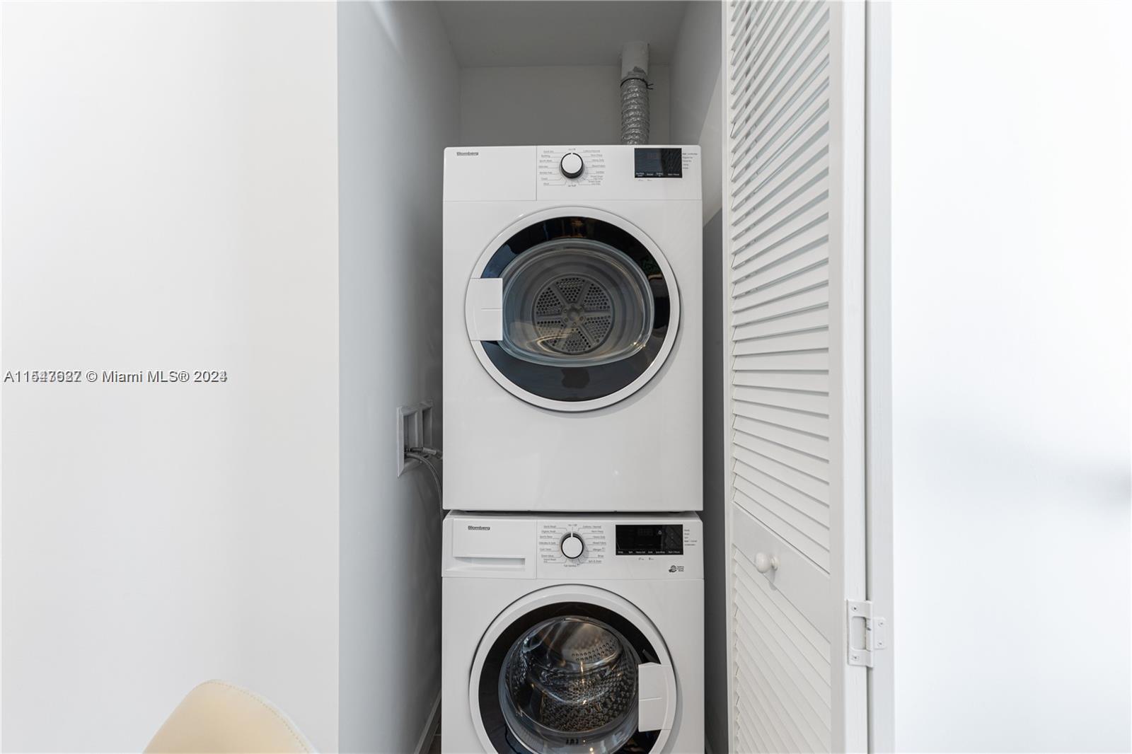 398 NE 5th St 3110, Miami, Florida 33132, 1 Bedroom Bedrooms, ,1 BathroomBathrooms,Residentiallease,For Rent,398 NE 5th St 3110,A11547627