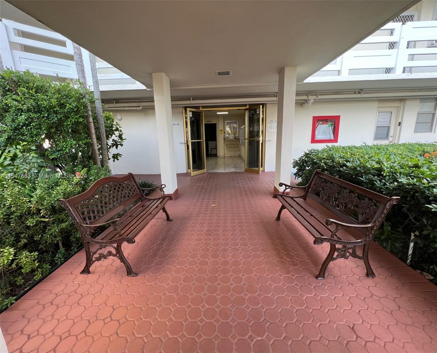 3030 Marcos Dr T302, Aventura, Florida 33160, 2 Bedrooms Bedrooms, ,2 BathroomsBathrooms,Residentiallease,For Rent,3030 Marcos Dr T302,A11547663