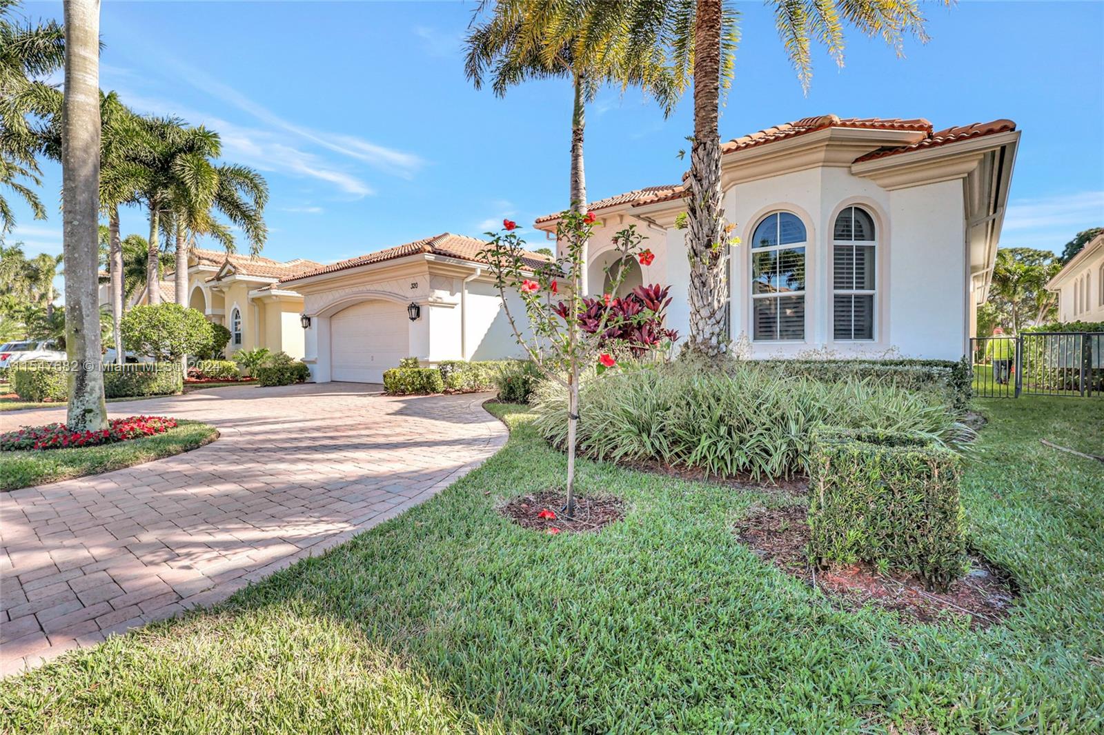 320 Charroux Dr, Palm Beach Gardens, FL, 33410 United States, 3 Bedrooms Bedrooms, ,3 BathroomsBathrooms,Residential,For Sale,Charroux Dr,A11547682