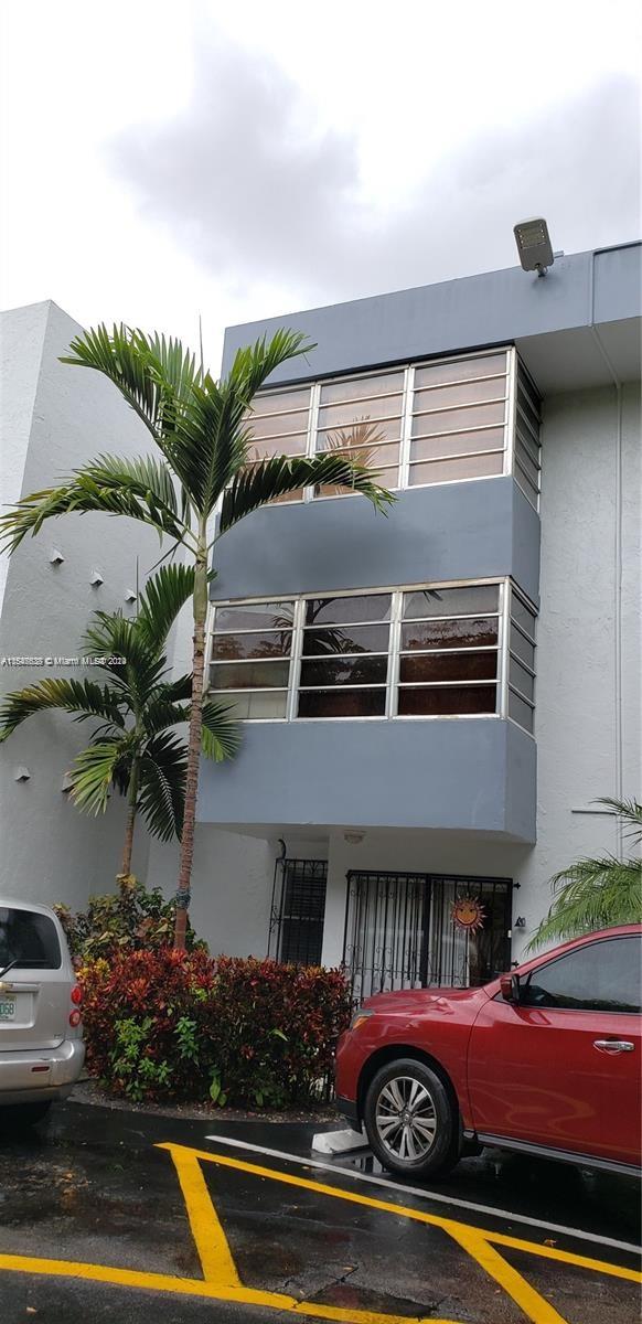 2496 SW 17th Ave 5301, Miami, Florida 33145, 2 Bedrooms Bedrooms, ,1 BathroomBathrooms,Residentiallease,For Rent,2496 SW 17th Ave 5301,A11547638