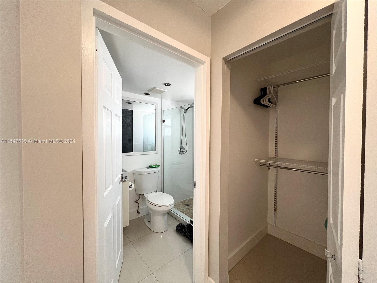 Miami Beach, Florida 33139, 1 Bedroom Bedrooms, ,1 BathroomBathrooms,Residential,For Sale,A11547639