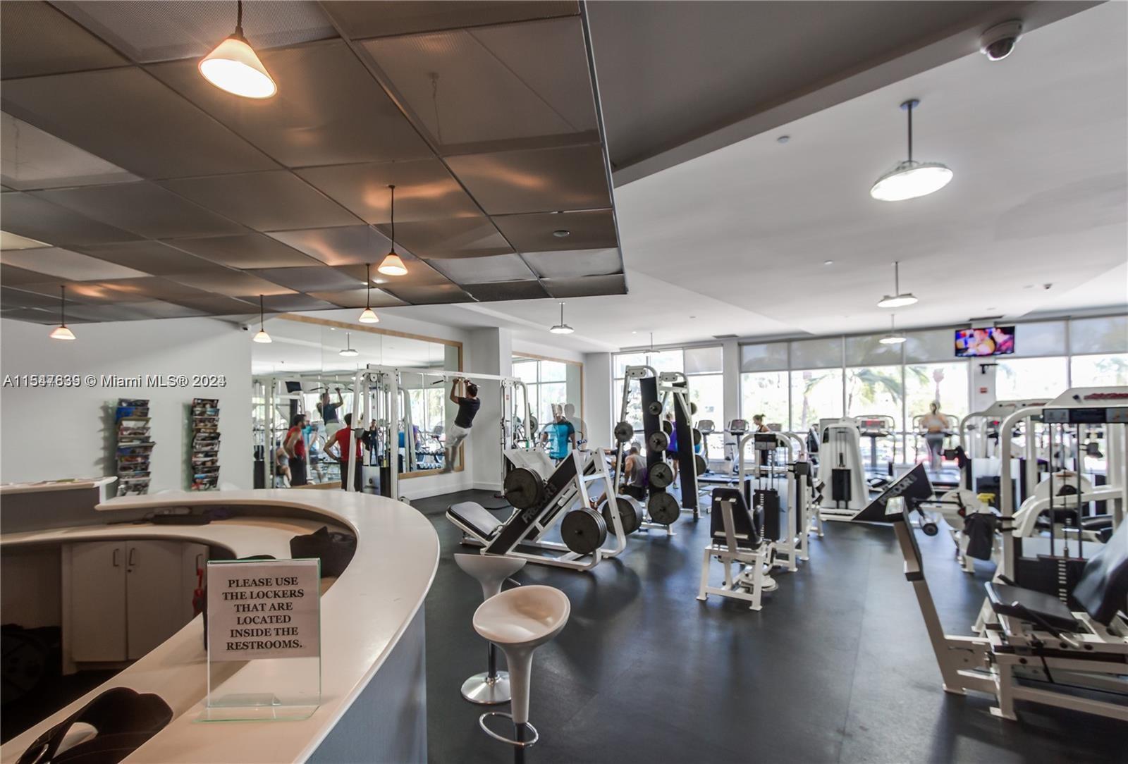 Miami Beach, Florida 33139, 1 Bedroom Bedrooms, ,1 BathroomBathrooms,Residential,For Sale,A11547639