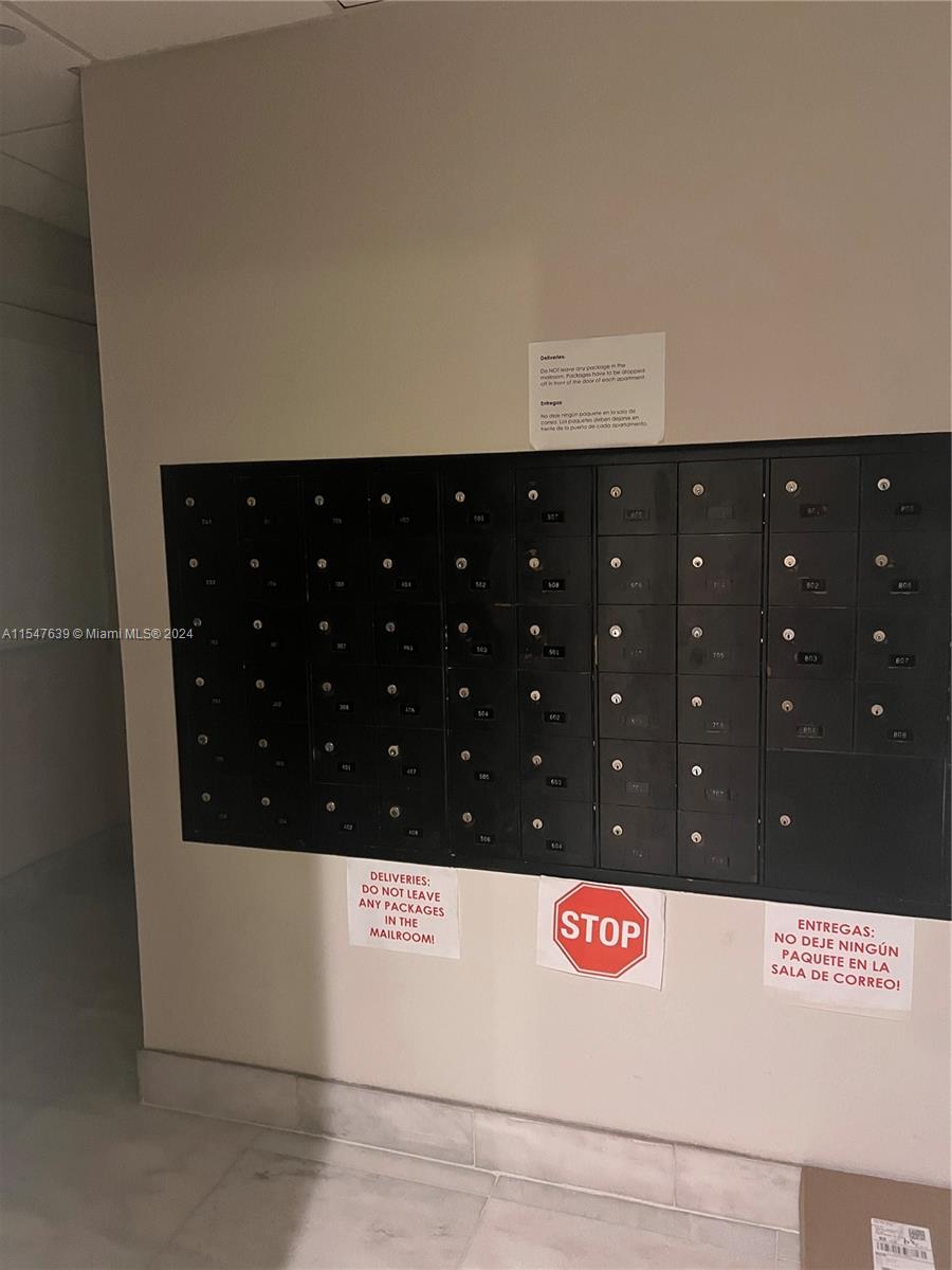 Miami Beach, Florida 33139, 1 Bedroom Bedrooms, ,1 BathroomBathrooms,Residential,For Sale,A11547639