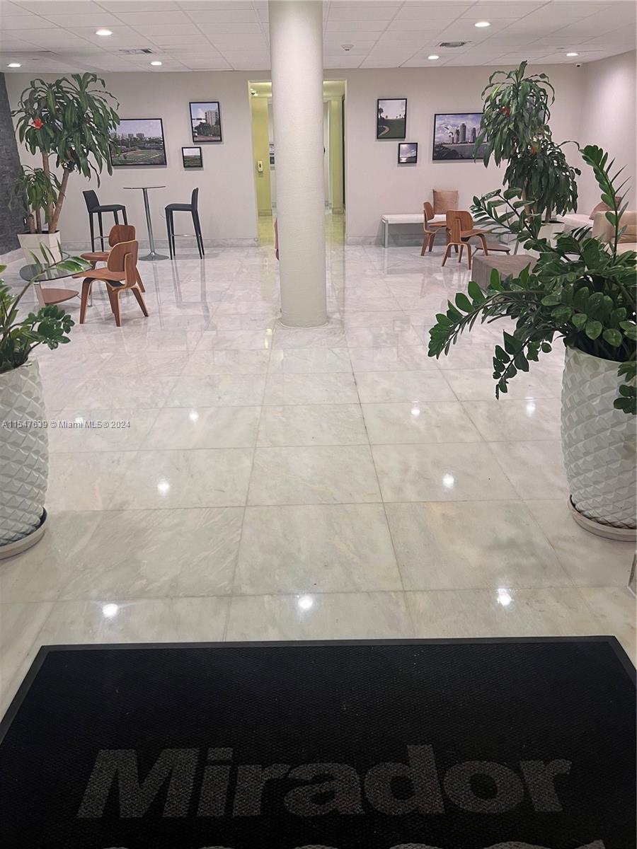 Miami Beach, Florida 33139, 1 Bedroom Bedrooms, ,1 BathroomBathrooms,Residential,For Sale,A11547639