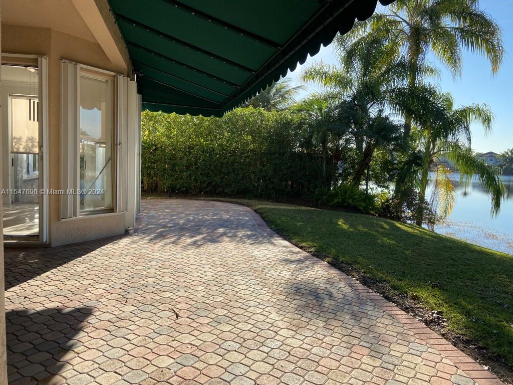 11004 NW 73rd St 0, Doral, Florida 33178, 5 Bedrooms Bedrooms, ,4 BathroomsBathrooms,Residentiallease,For Rent,11004 NW 73rd St 0,A11547690