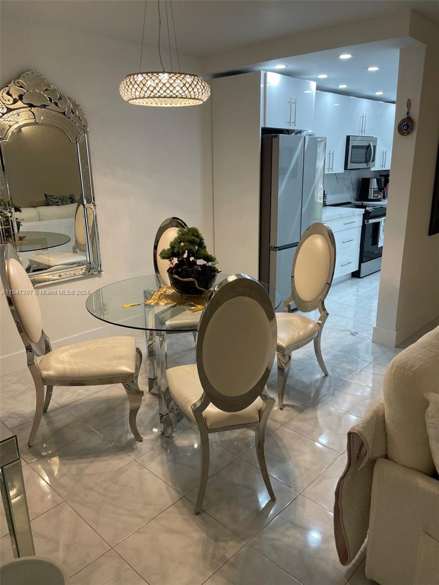 541 N Blue Heron Dr 117, Hallandale Beach, Florida 33009, 1 Bedroom Bedrooms, ,1 BathroomBathrooms,Residentiallease,For Rent,541 N Blue Heron Dr 117,A11547207