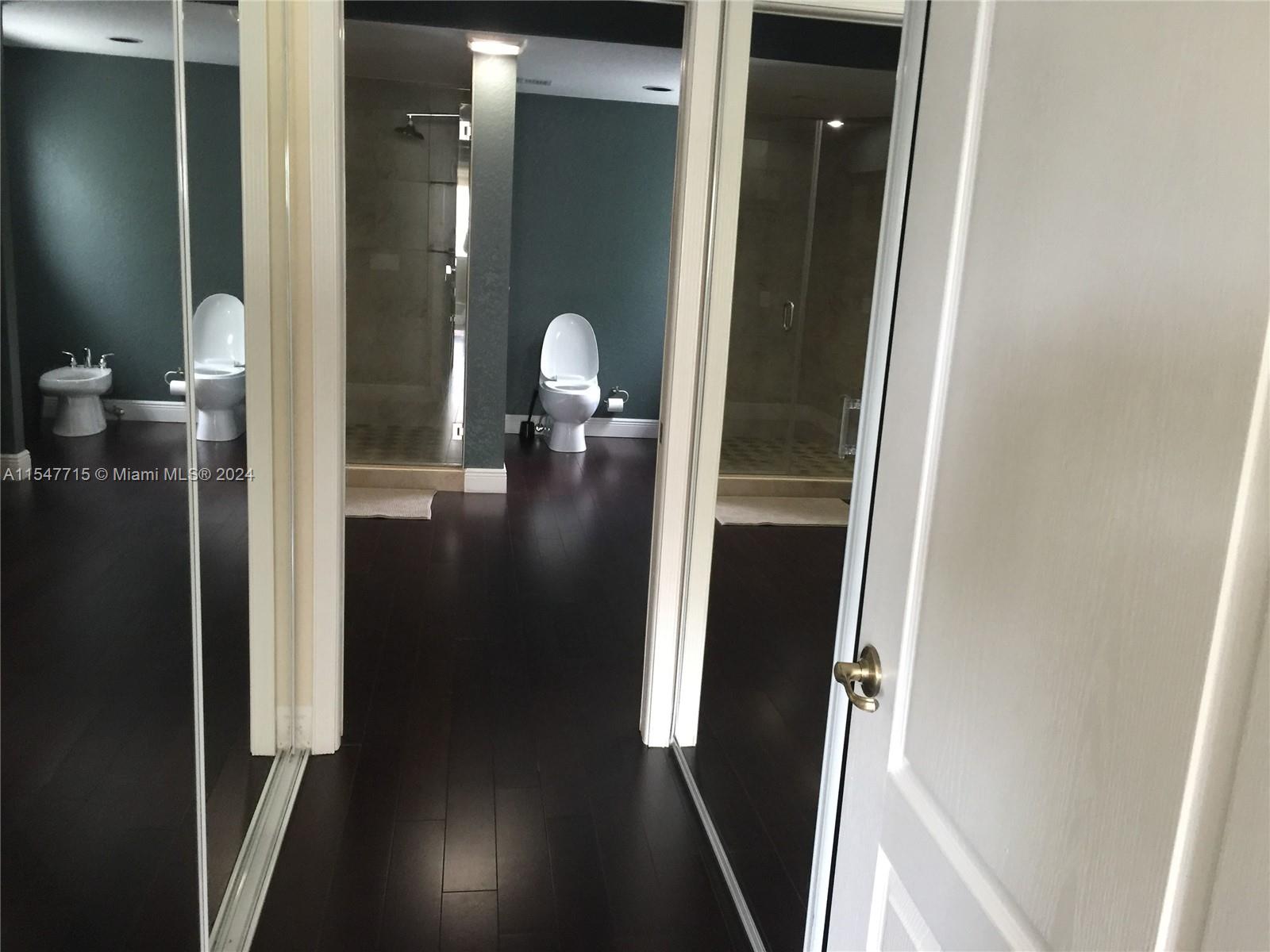 10770 NW 66th St 301, Doral, Florida 33178, 3 Bedrooms Bedrooms, ,2 BathroomsBathrooms,Residentiallease,For Rent,10770 NW 66th St 301,A11547715