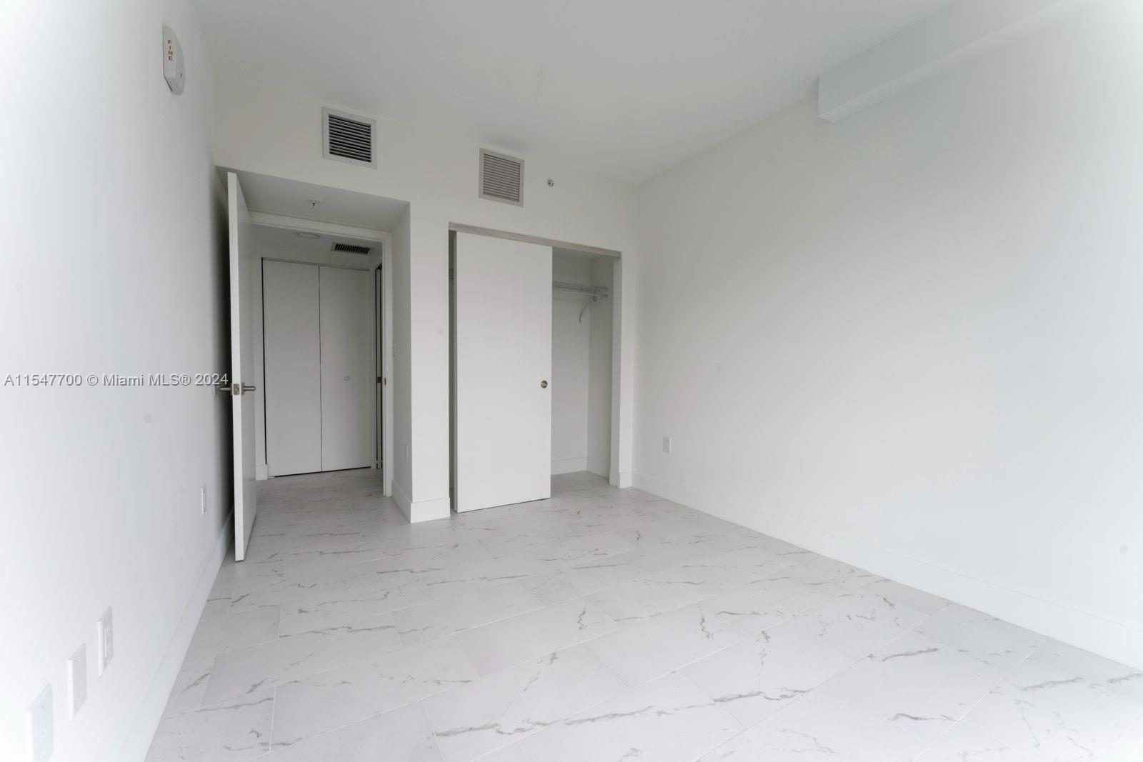 1850 Monroe St 205, Hollywood, Florida 33020, 1 Bedroom Bedrooms, ,1 BathroomBathrooms,Residential,For Sale,1850 Monroe St 205,A11547700