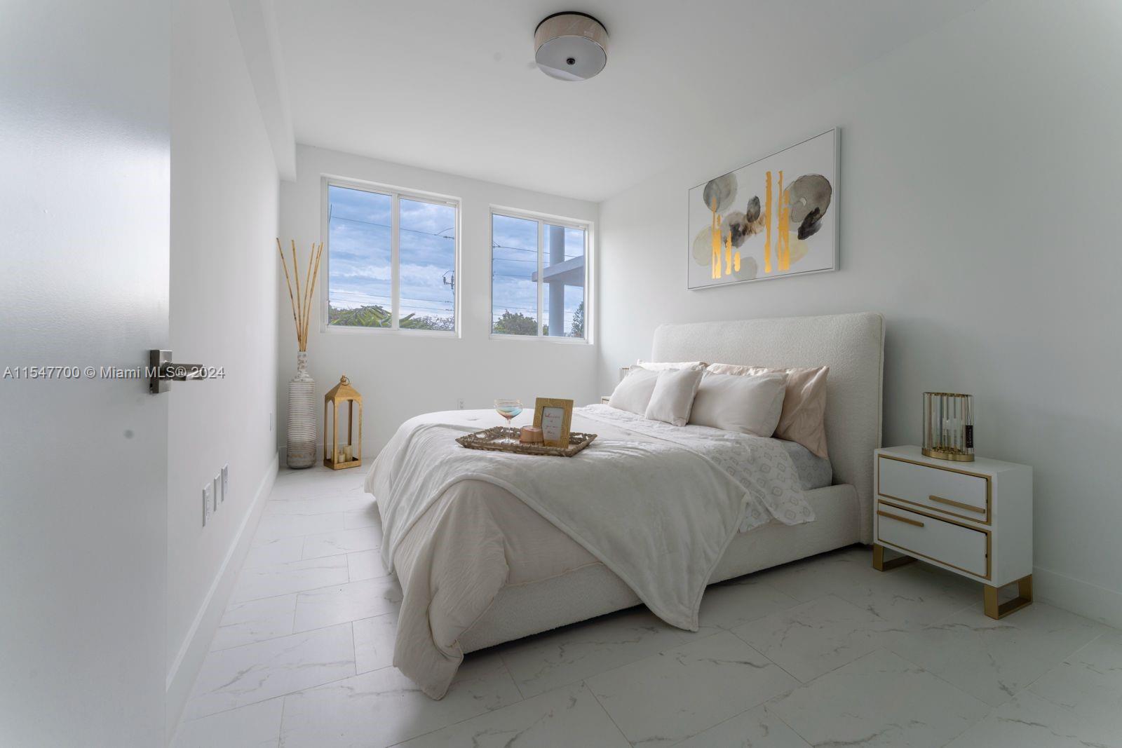 1850 Monroe St 205, Hollywood, Florida 33020, 1 Bedroom Bedrooms, ,1 BathroomBathrooms,Residential,For Sale,1850 Monroe St 205,A11547700