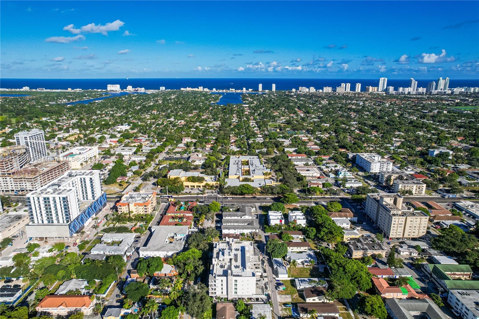 1850 Monroe St 205, Hollywood, Florida 33020, 1 Bedroom Bedrooms, ,1 BathroomBathrooms,Residential,For Sale,1850 Monroe St 205,A11547700