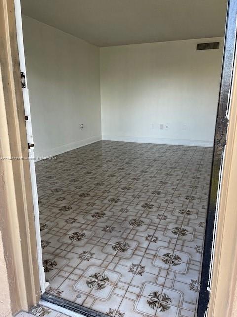 6575 4th Ave, Hialeah, FL, 33012 United States, 1 Bedroom Bedrooms, ,1 BathroomBathrooms,Residential,For Sale,4th Ave,A11547733