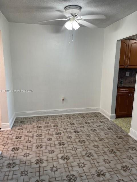 6575 4th Ave, Hialeah, FL, 33012 United States, 1 Bedroom Bedrooms, ,1 BathroomBathrooms,Residential,For Sale,4th Ave,A11547733