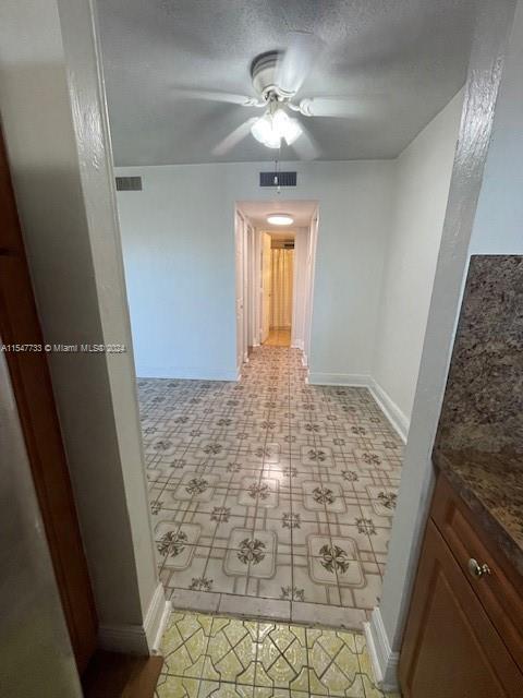 6575 4th Ave, Hialeah, FL, 33012 United States, 1 Bedroom Bedrooms, ,1 BathroomBathrooms,Residential,For Sale,4th Ave,A11547733