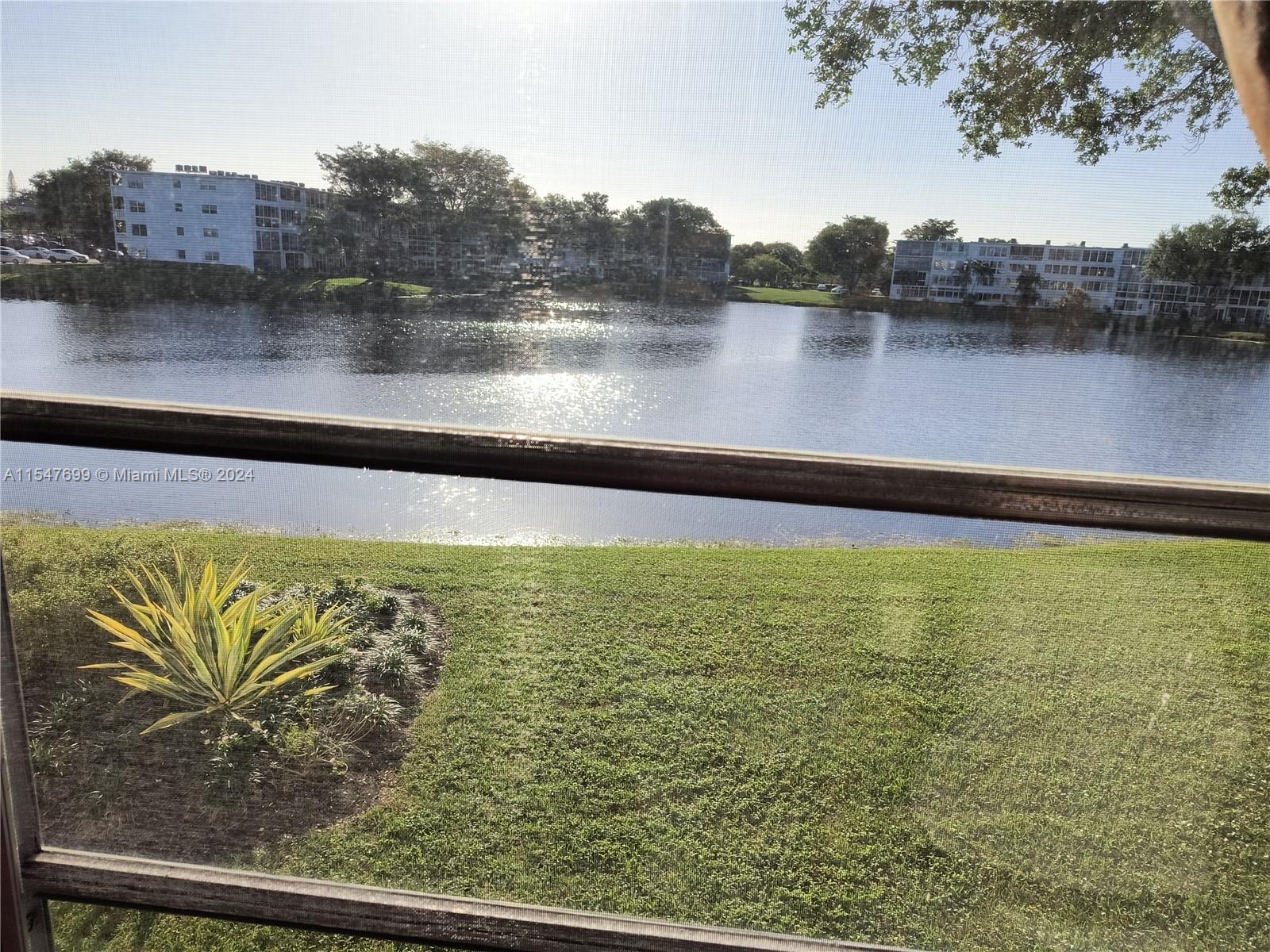 2116 Cambridge E, Deerfield Beach, FL, 33442 United States, 1 Bedroom Bedrooms, ,1 BathroomBathrooms,Residential,For Sale,Cambridge E,A11547699