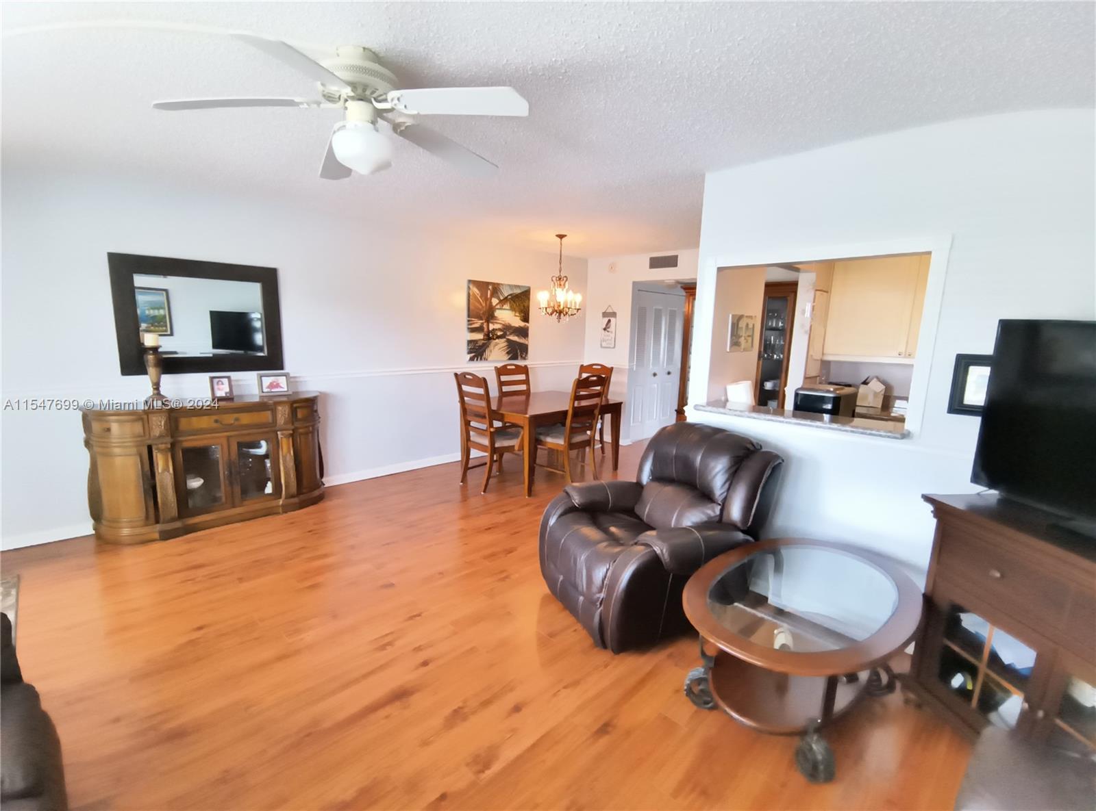 2116 Cambridge E, Deerfield Beach, FL, 33442 United States, 1 Bedroom Bedrooms, ,1 BathroomBathrooms,Residential,For Sale,Cambridge E,A11547699