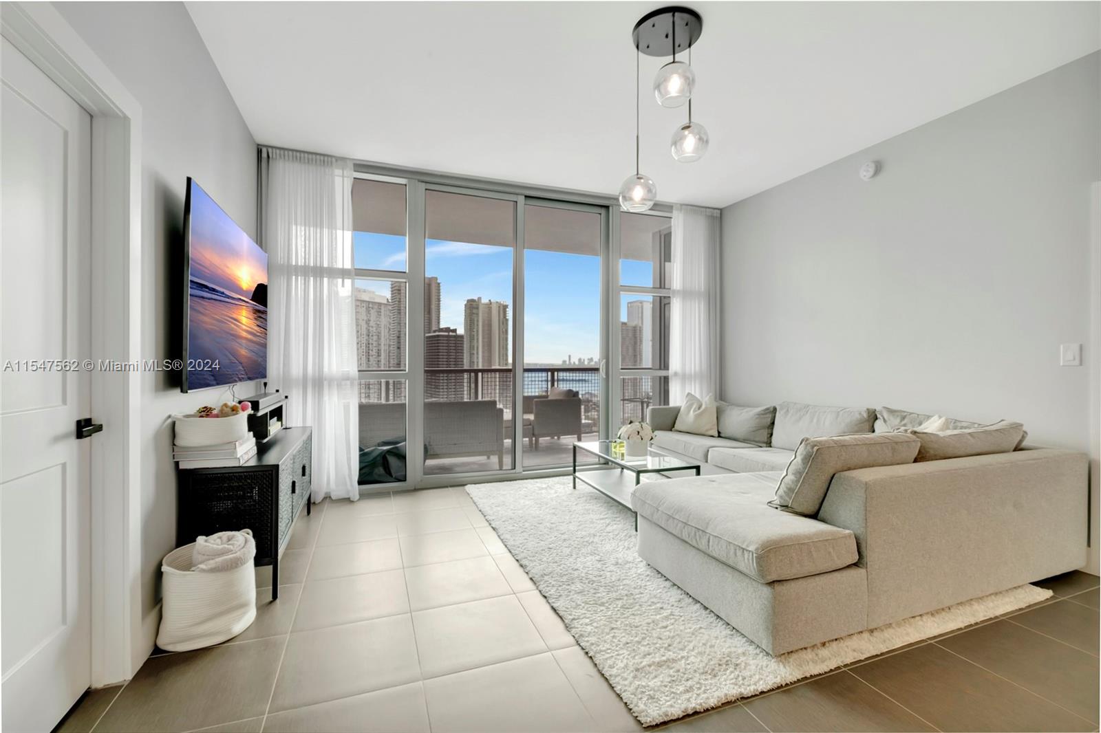 3301 NE 1st Ave H2504, Miami, Florida 33137, 2 Bedrooms Bedrooms, ,2 BathroomsBathrooms,Residential,For Sale,3301 NE 1st Ave H2504,A11547562