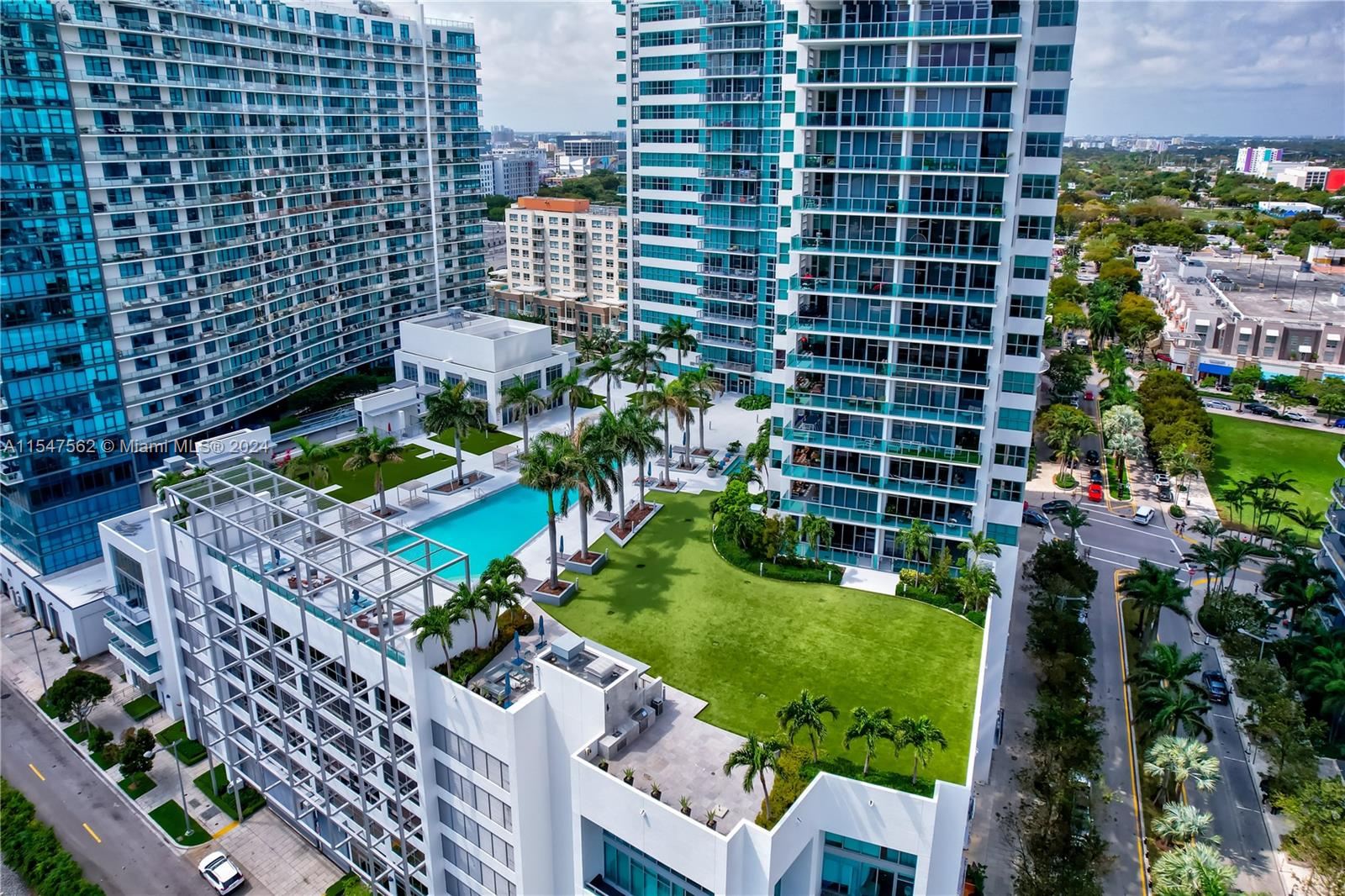 3301 NE 1st Ave H2504, Miami, Florida 33137, 2 Bedrooms Bedrooms, ,2 BathroomsBathrooms,Residential,For Sale,3301 NE 1st Ave H2504,A11547562