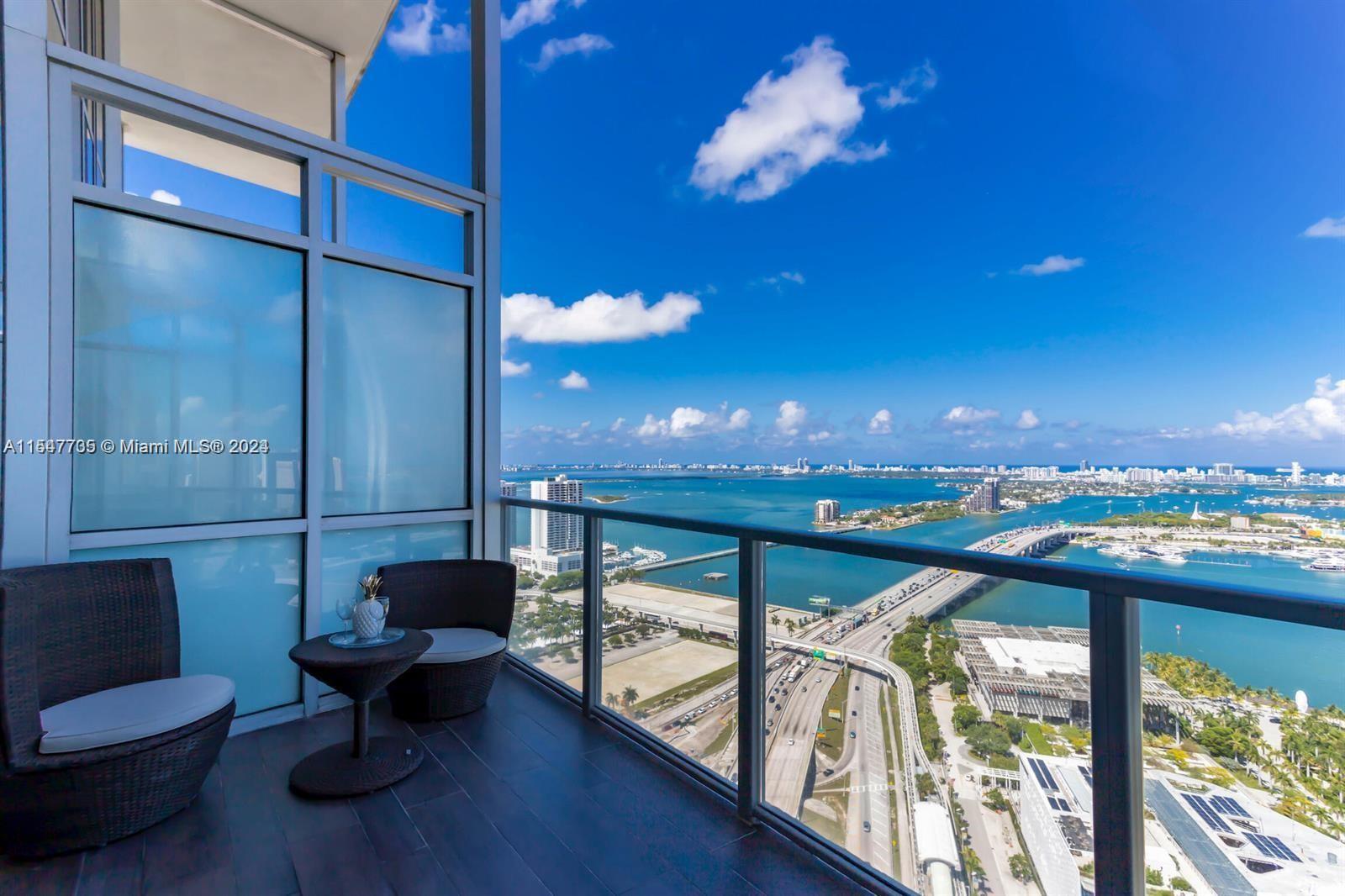 1100 Biscayne Blvd 3705, Miami, Florida 33132, 1 Bedroom Bedrooms, ,2 BathroomsBathrooms,Residentiallease,For Rent,1100 Biscayne Blvd 3705,A11547735