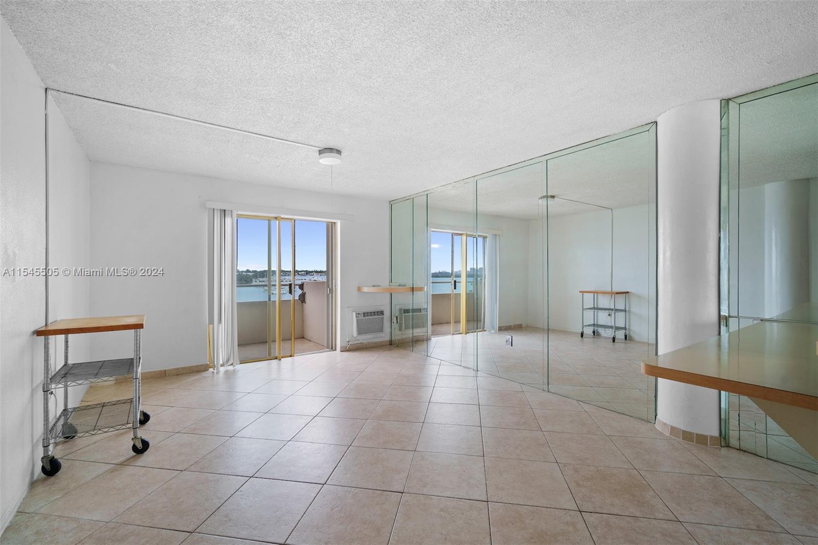 7904 West Dr 405, North Bay Village, Florida 33141, ,1 BathroomBathrooms,Residentiallease,For Rent,7904 West Dr 405,A11545505
