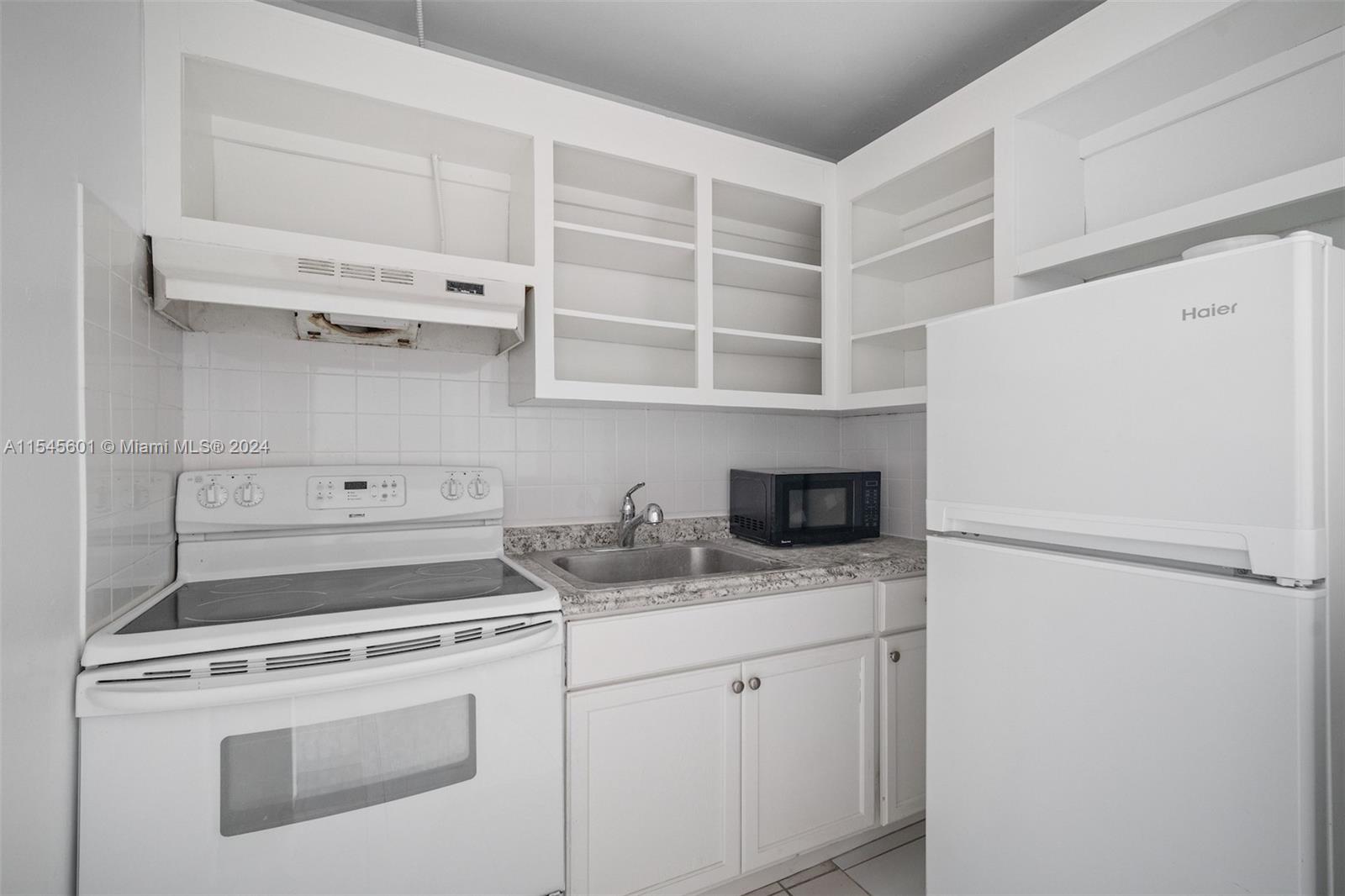 7904 West Dr 605, North Bay Village, Florida 33141, ,1 BathroomBathrooms,Residentiallease,For Rent,7904 West Dr 605,A11545601