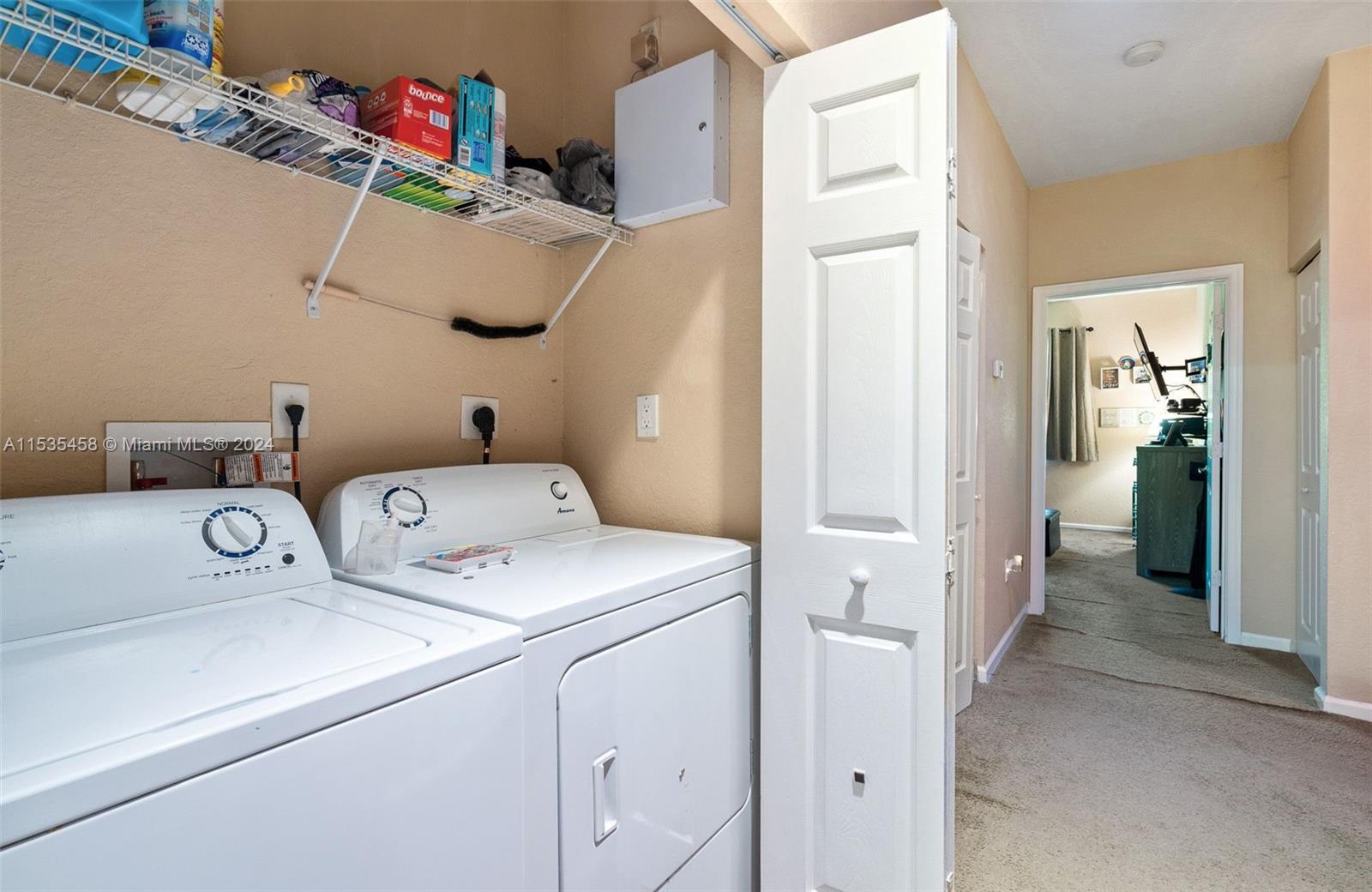2429 NW 31st Ct 2429, Oakland Park, Florida 33309, 2 Bedrooms Bedrooms, ,2 BathroomsBathrooms,Residential,For Sale,2429 NW 31st Ct 2429,A11535458