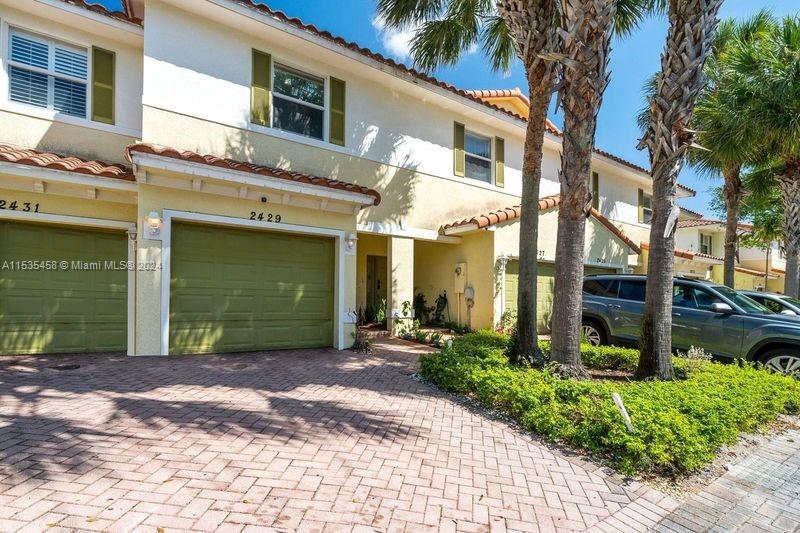 2429 31st Ct, Oakland Park, FL, 33309 United States, 2 Bedrooms Bedrooms, ,2 BathroomsBathrooms,Residential,For Sale,31st Ct,A11535458