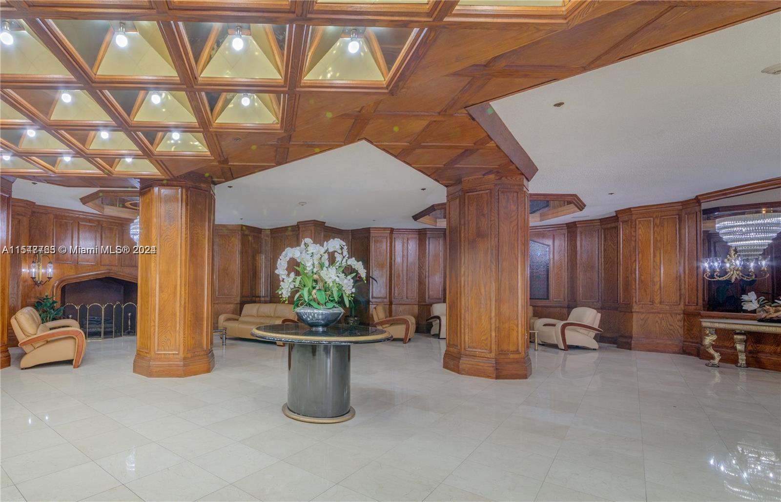 Hallandale Beach, Florida 33009, 1 Bedroom Bedrooms, ,2 BathroomsBathrooms,Residential,For Sale,A11547763