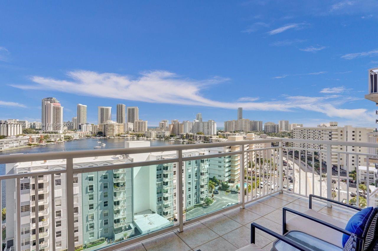 437 Golden Isles Dr 12H, Hallandale Beach, Florida 33009, 1 Bedroom Bedrooms, ,2 BathroomsBathrooms,Residential,For Sale,437 Golden Isles Dr 12H,A11547764