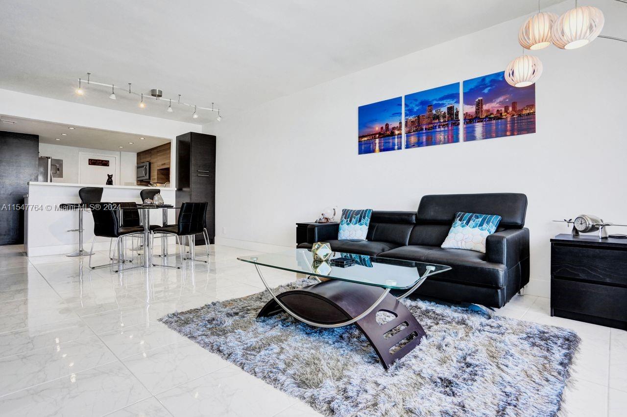 437 Golden Isles Dr 12H, Hallandale Beach, Florida 33009, 1 Bedroom Bedrooms, ,2 BathroomsBathrooms,Residential,For Sale,437 Golden Isles Dr 12H,A11547764