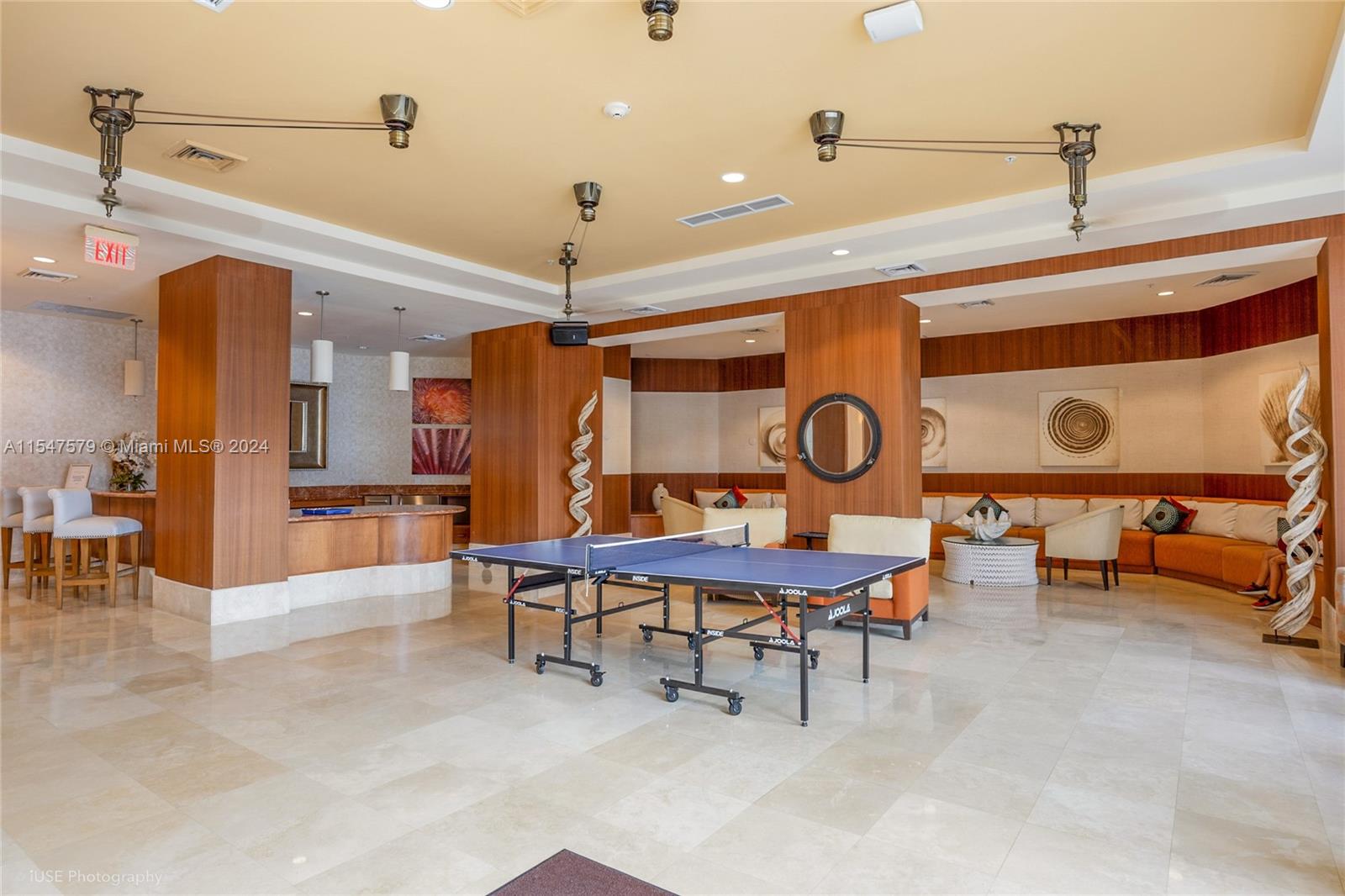 1945 S Ocean Dr 403, Hallandale Beach, Florida 33009, 2 Bedrooms Bedrooms, ,1 BathroomBathrooms,Residential,For Sale,1945 S Ocean Dr 403,A11547579