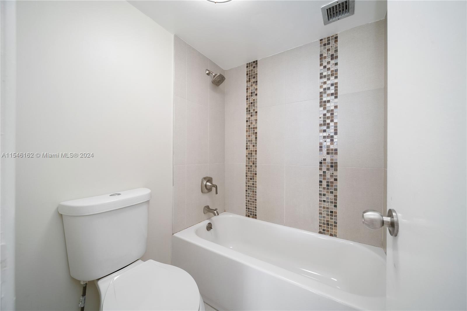 16710 NE 9th Ave 506, North Miami Beach, Florida 33162, 1 Bedroom Bedrooms, ,1 BathroomBathrooms,Residentiallease,For Rent,16710 NE 9th Ave 506,A11546162
