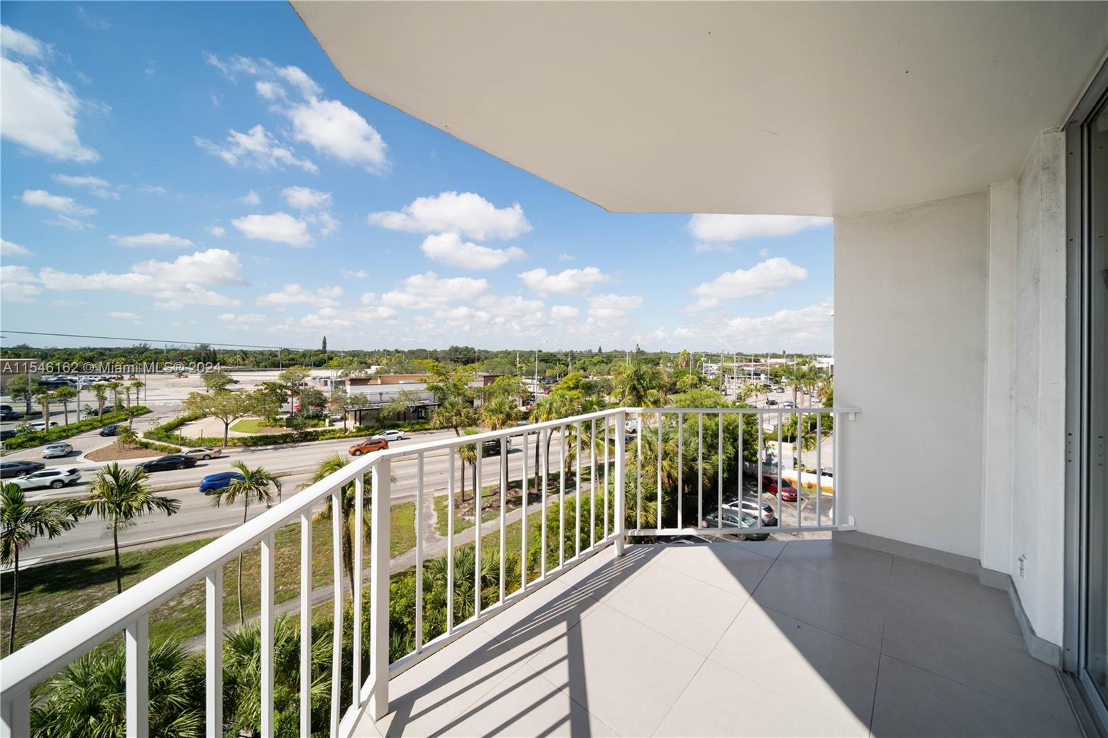 16710 NE 9th Ave 506, North Miami Beach, Florida 33162, 1 Bedroom Bedrooms, ,1 BathroomBathrooms,Residentiallease,For Rent,16710 NE 9th Ave 506,A11546162