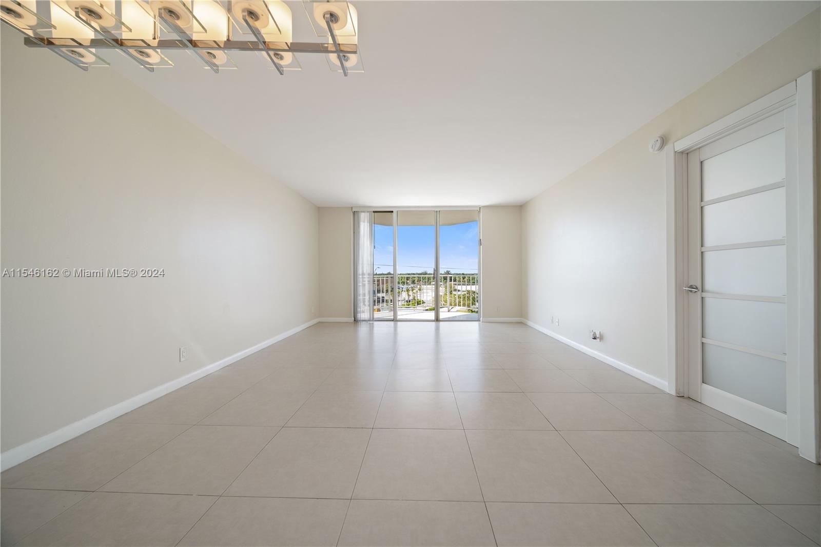 16710 NE 9th Ave 506, North Miami Beach, Florida 33162, 1 Bedroom Bedrooms, ,1 BathroomBathrooms,Residentiallease,For Rent,16710 NE 9th Ave 506,A11546162