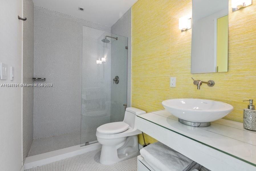 7928 East Dr 1501, North Bay Village, Florida 33141, 2 Bedrooms Bedrooms, ,2 BathroomsBathrooms,Residential,For Sale,7928 East Dr 1501,A11547781