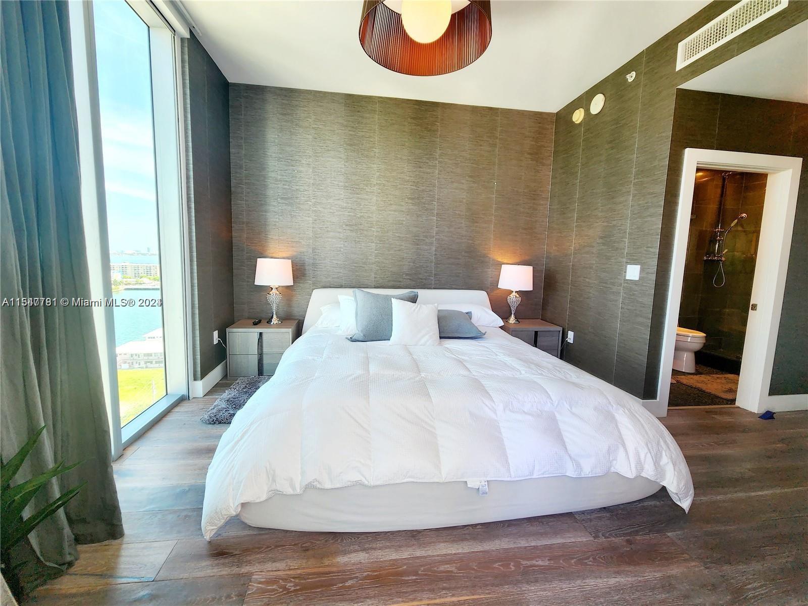 7928 East Dr 1501, North Bay Village, Florida 33141, 2 Bedrooms Bedrooms, ,2 BathroomsBathrooms,Residential,For Sale,7928 East Dr 1501,A11547781